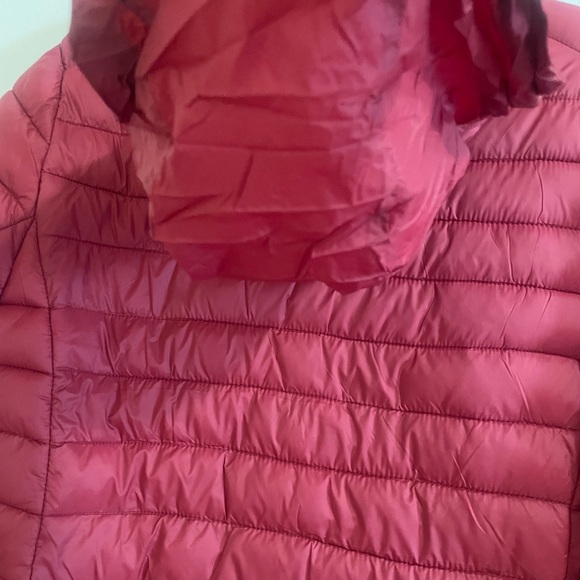 Men's Red Puffer Jacket - Picture 12 of 13